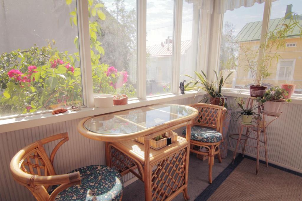 Apartment Hotel Kuukkarin Kortteeri Pori Exterior foto